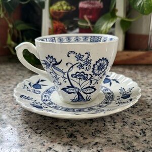 J & G Meakin Blue Danube Blue Onion Tea Cup Saucer Set